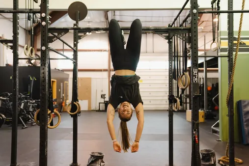 Unlock Your Handstand Potential With Online Calisthenics Coaching